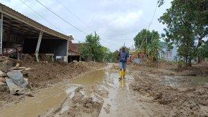 banjir-baturagung-oke.jpg