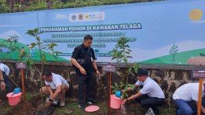 dlh-karanganyar-tanam-bibit.jpg