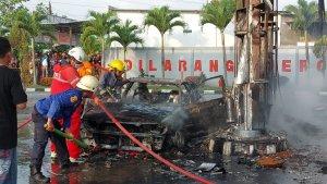 mobil-kebakaran-di-matesih-karanganyar.jpg