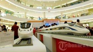 pameran-kereta-cepat-tiongkok-china-di-senayan-city.jpg