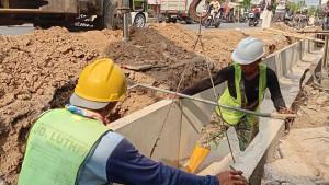 pekerja-proyek-kudus.jpg