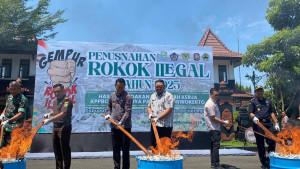 pemusnahan-rokok-ilegal-purbalinggaa.jpg