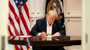 presiden-donald-trump-keluar-rumah-sakit-dan-kembali-ke-gedung-putih.jpg