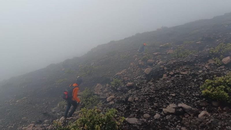 14012026-pencarian-pendaki-hilang-gunung-slamet.jpg