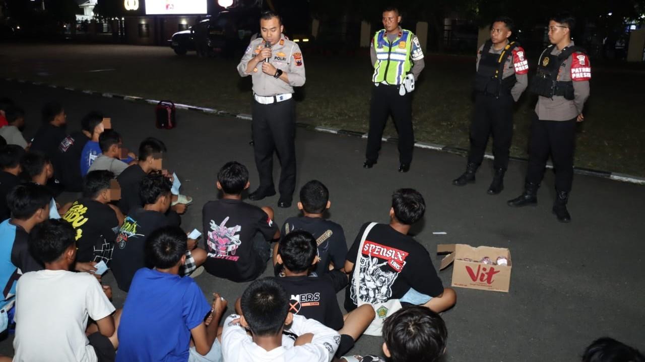 18122025-belasan-remaja-tertangkap-balap-liar-di-kebumen.jpg