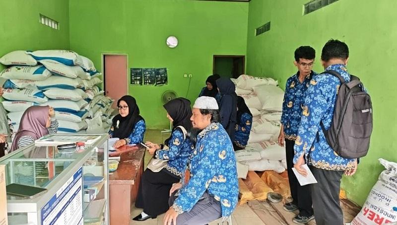 20012026-dinpertan-purbalingga-cek-stok-pupuk-subsidi.jpg