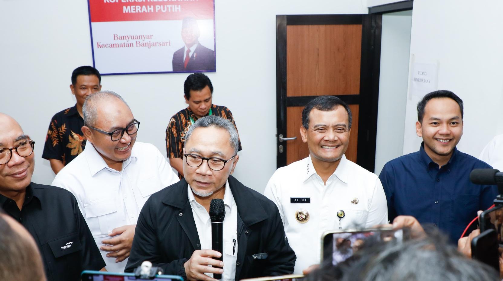 Jelang Peluncuran, Ahmad Luthfi Pastikan Koperasi Merah Putih di Jateng Siap Beroperasi