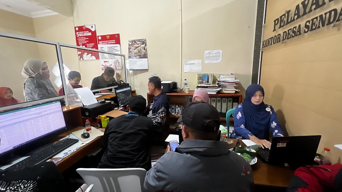 CUMA 10 MENIT JADI, Warga Wonosobo Girang Urus Izin Usaha Kini Tak Perlu ke Kantor, Cukup Bawa KTP