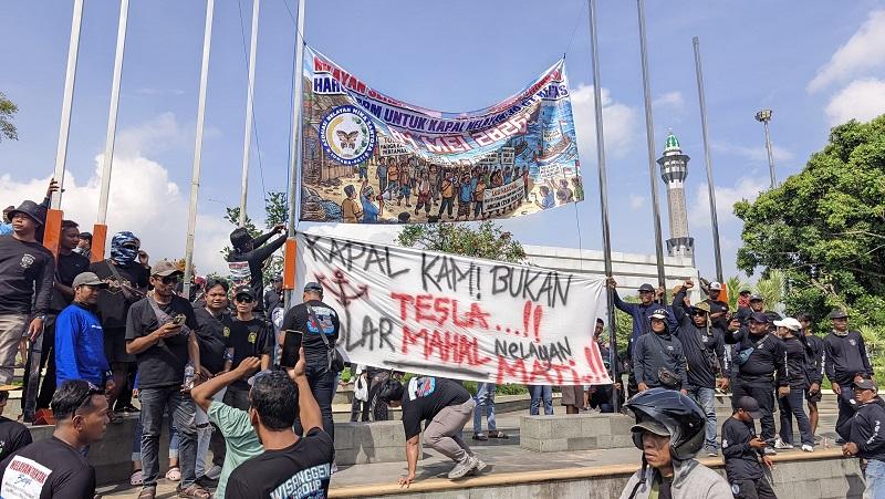Libur Melaut Gara-gara Tak Kuat Beli BBM, Ribuan Nelayan Pati Tuntut Harga BBM Khusus Perikanan