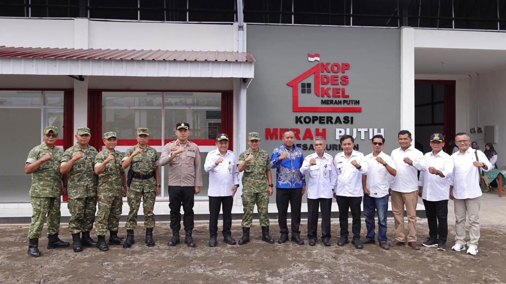 20260516-bupati-wonosobo-tinjau-gedung-kdkmp-kuripan.jpg