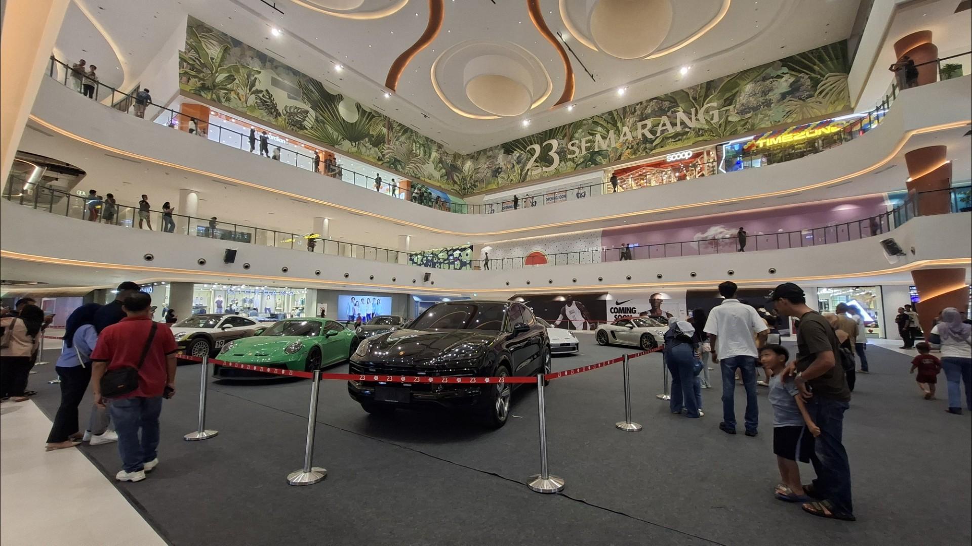 20260524-pameran-mobil-porsche-di-23-semarang-shopping-center.jpg