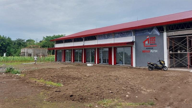 26012026-gerai-pergudangan-koperasi-desa-merah-putih-kompdes-merah-putih-kdmp-kebumen.jpg