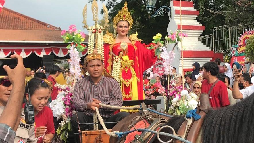 26102025-ratu-kalinyamat-jepara-kirab-budaya-jepara.jpg