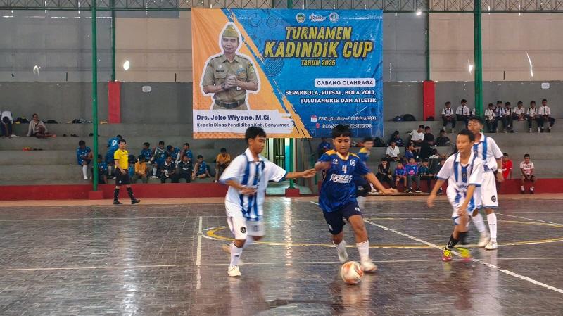 30092025-turanamen-futsalk-kadindik-cup-banyumas.jpg