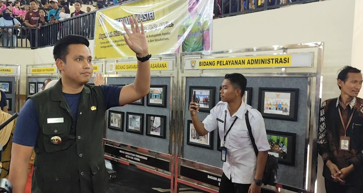 Hari Terakhir Jabat Bupati Kendal, Dico Ganinduto Resmikan GOR Standar Internasional
