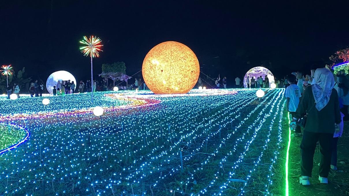 Festival-lampu-purwokerto.jpg