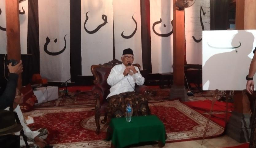 Ajak Umat Bersyukur, Gus Mus Kisahkan Temannya yang Seperti Firaun