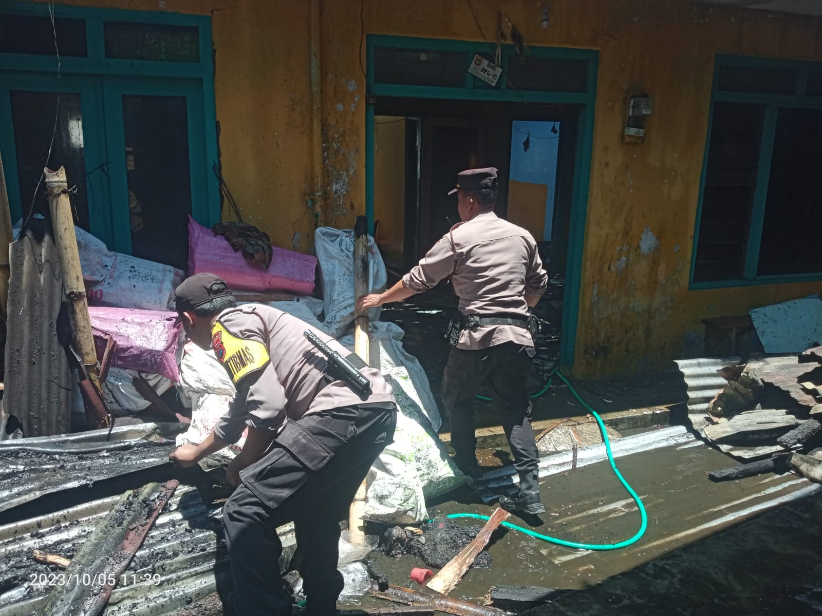 Rumah Dua Lantai di Reco Wonosobo Terbakar, Atap Hangus