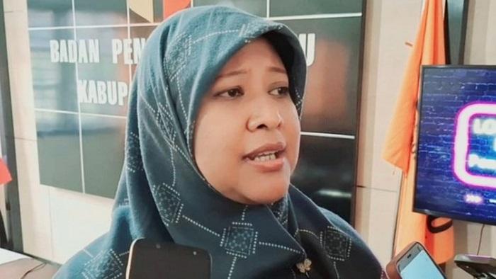 Ketua-Bawaslu-Kendal-Hevy-Indah-Oktaria.jpg