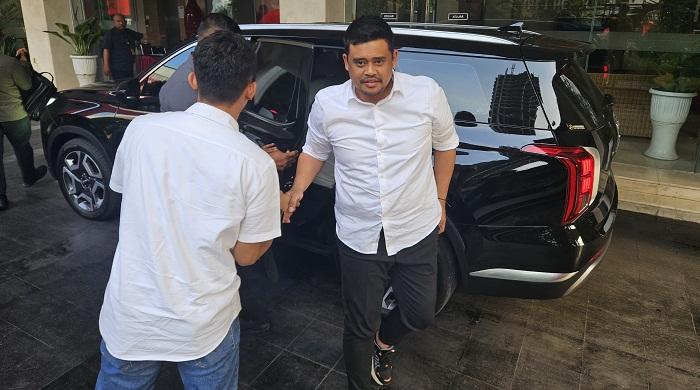 Setelah Gibran, Kini Bobby Enggan Kembalikan KTA. DPC PDIP Kota Medan: Itu Seperti Menantang