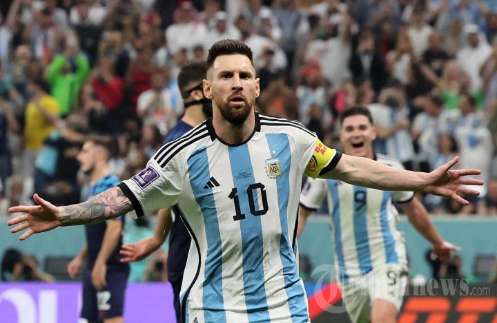 Jadi Pemain Terbaik Piala Dunia 2022, Messi Raih Bola Emas