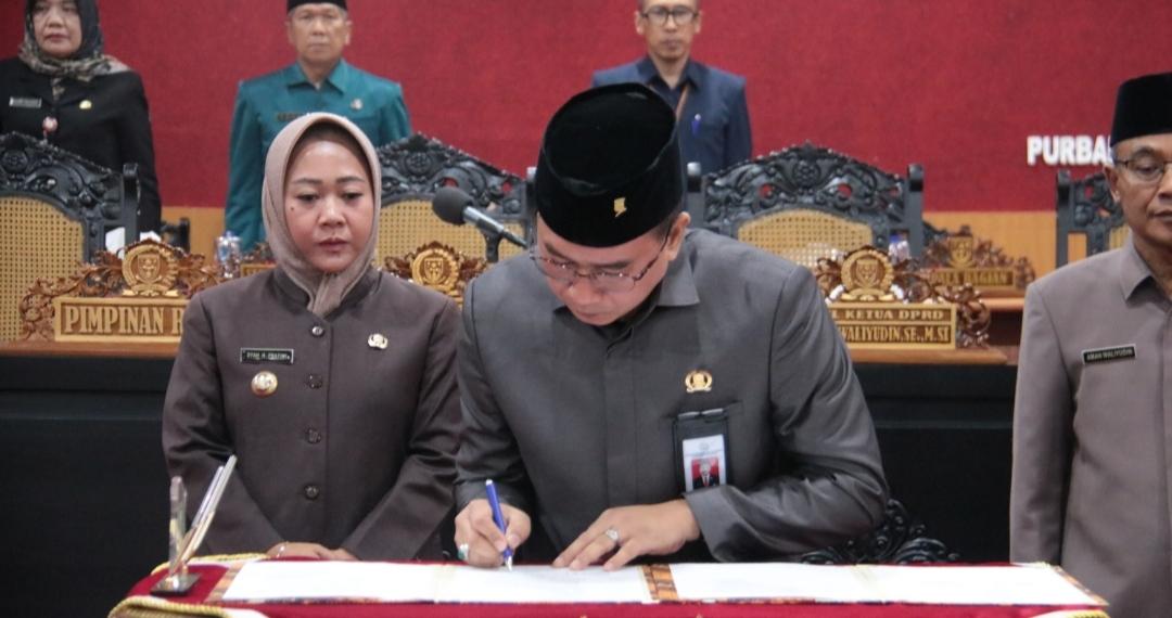 Paripurna-APBD-Perubahan-purbalingga.jpg