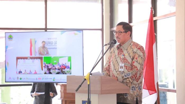Penjabat-Pj-Gubernur-Jateng-Nana-Sudjana-jumat-20102023.jpg