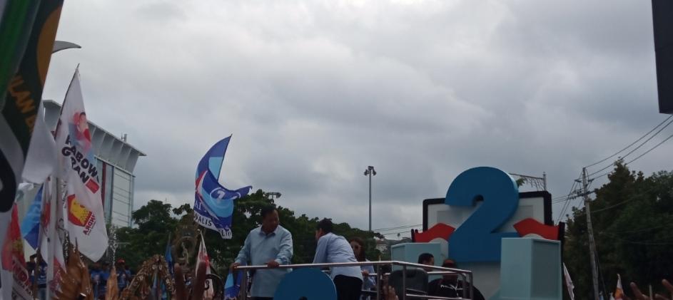 Prabowo-di-Simpang-Lima.jpg