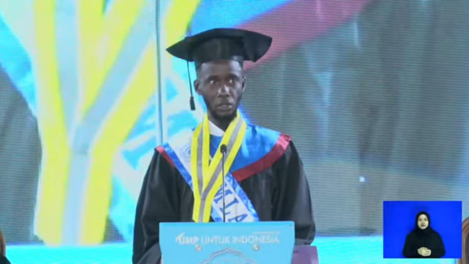 Kisah Mahasiswa Afrika Berhasil Diwisuda di UMP, Ungkap Kendala Ini