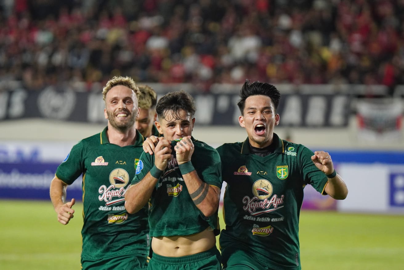 Selebrasi-persebaya-atas-persis.jpg