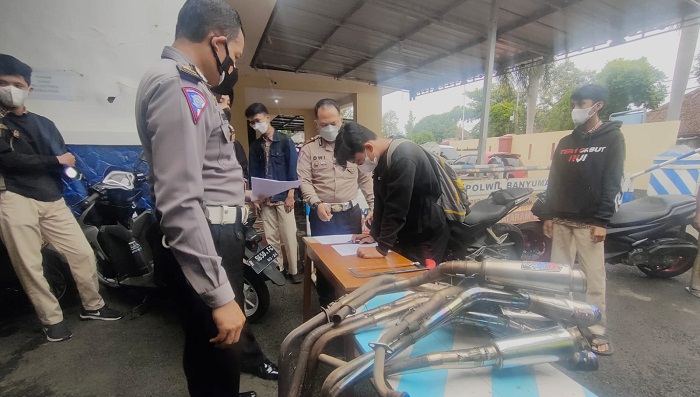 Polresta Banyumas Giatkan Razia, Sasar Pelaku Balap Liar dan Motor Berknalpot Brong
