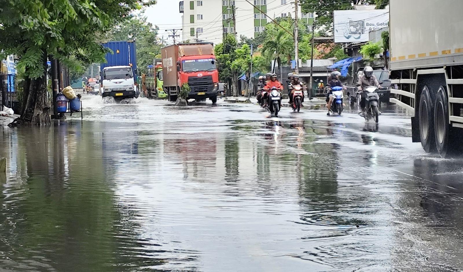 banjir-pantura-okkke.jpg