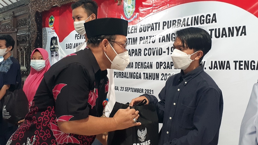bansos-anak-yatim-piatu-purbalingga.jpg