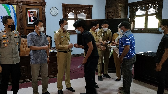 4 Hari Terapung di Laut Papua, 12 ABK Asal Batang Pulang Selamat. 2 Masih dalam Pencarian