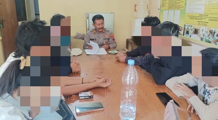 Lagi Asyik-asyiknya Pesta Miras Oplosan, 8 Remaja di Bae Kudus Digaruk Polisi: 3 Perempun