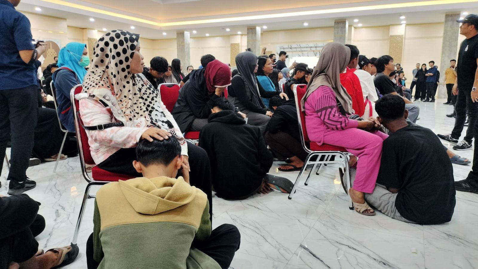 Sri Mulyani Lega Anaknya Diamankan Polisi Dibebaskan, Baru Bisa Bertemu Saat Sore di Mapolda Jateng