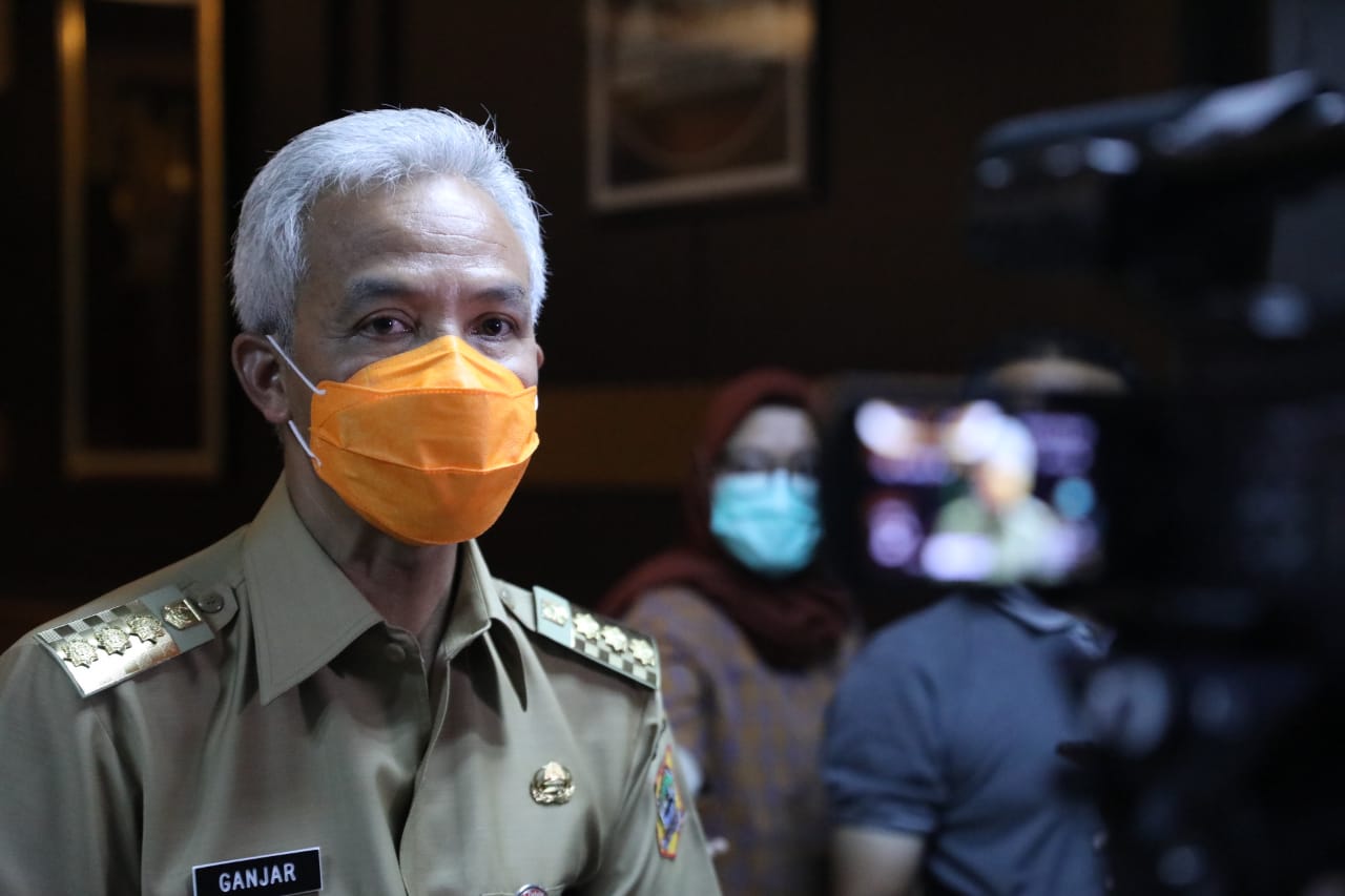 Capaian Vaksinasi Lansia Rendah, Gubernur Ganjar Beri Warning 10 Kabupaten. Diberi Waktu 2 Hari