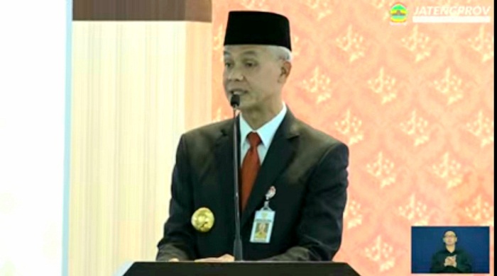 gubernur-jateng-ganjar-pranowo-senin-2452021.jpg