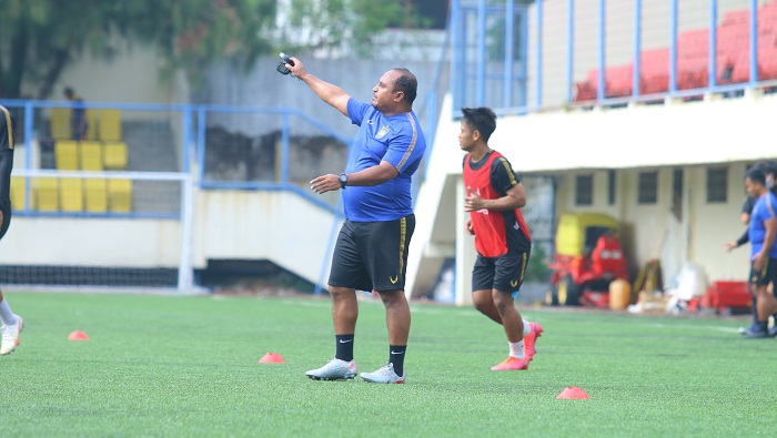 Sehari Jelang Laga Melawan Persipura Jayapura, Imran Ingatkan Pemain PSIS Semarang Tak Lengah