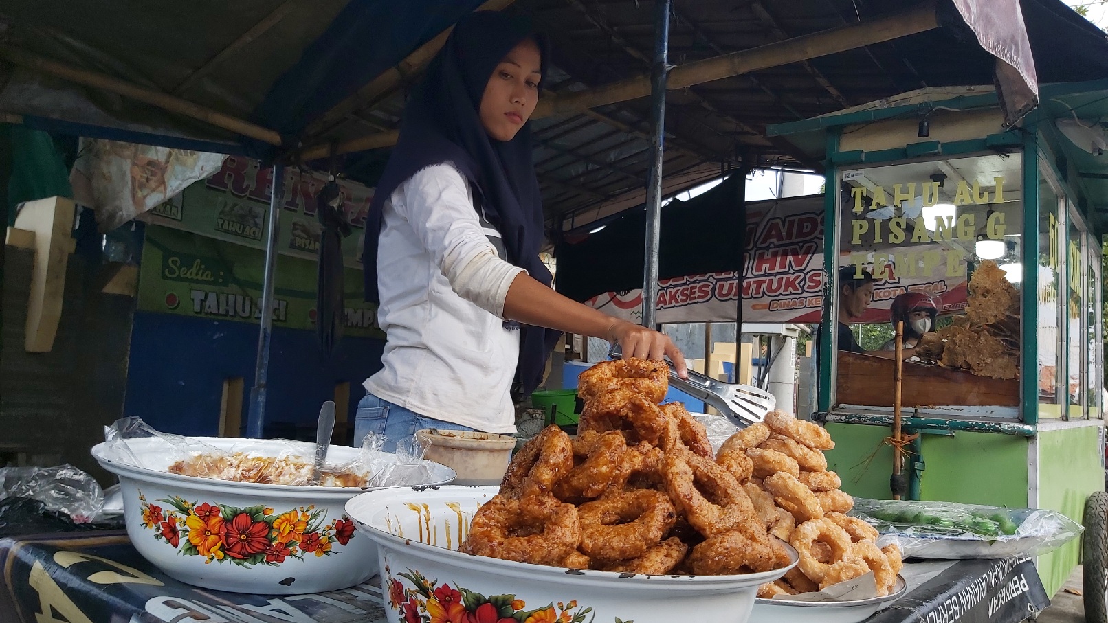 Jalabia Jajanan Khas Tegal yang Memiliki Rasa Manis dan Gurih, Sudah Jarang Ditemui