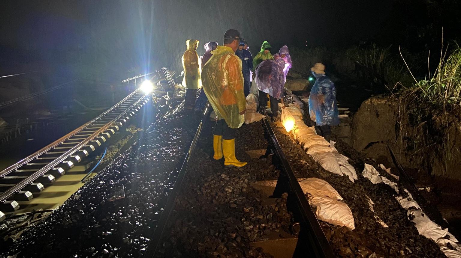 Daftar KA dengan Rute Dialihkan, Terdampak Penutupan Jalur Gubug-Karangjati Grobogan