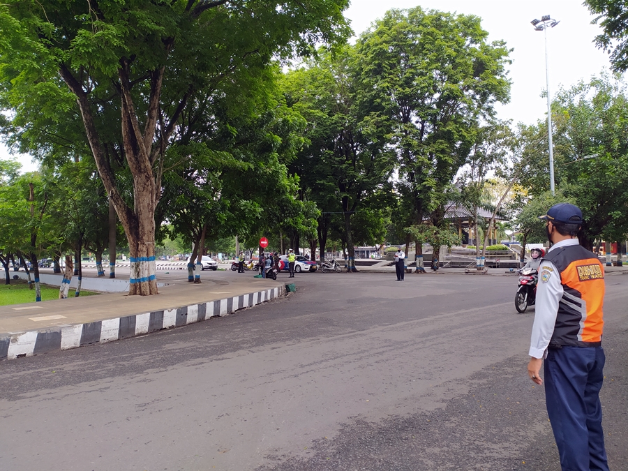 45 Menit Sudah Terjaring 35 Kendaraan, Operasi Tindak Penerobos Jalur Satu Arah di Karanganyar