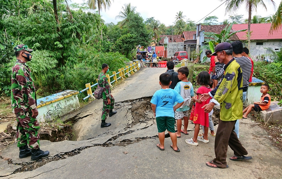 DPUTR Pemalang: Pembangunan Jembatan Penghubung Desa yang Rusak Itu Butuh Rp 1 Miliar