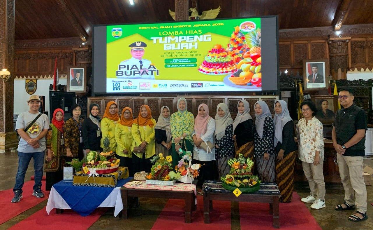 juara-lomba-tumpeng-buah.jpg