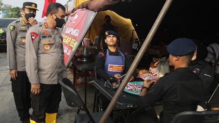 Cek Lokasi Banjir di Semarang, Kapolda Jateng Jamin Keamanan Aset Warga yang Mengungsi