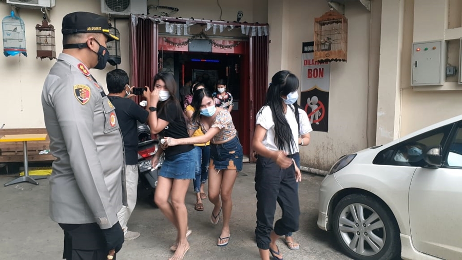 karaoke-buka-saat-ppkm-pati.jpg