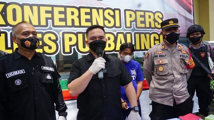 kasat-reskrim-polres-purbalingga-akp-gurbacov-ungkap-kasus-pencurian.jpg
