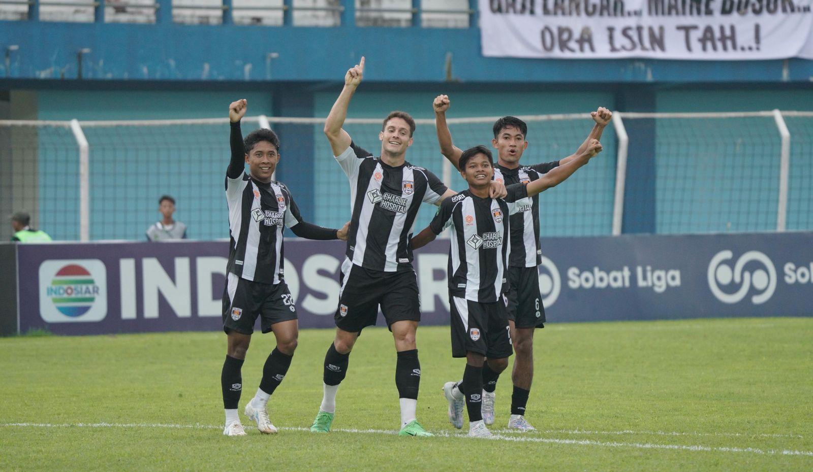 kendal-tornado-fc-taklukkan-persiku.jpg