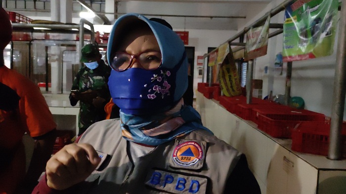 kepala-pelaksana-bpbd-banyumas-titik-puji-astuti-saat-ditemui-wartawan-4-april-2021.jpg