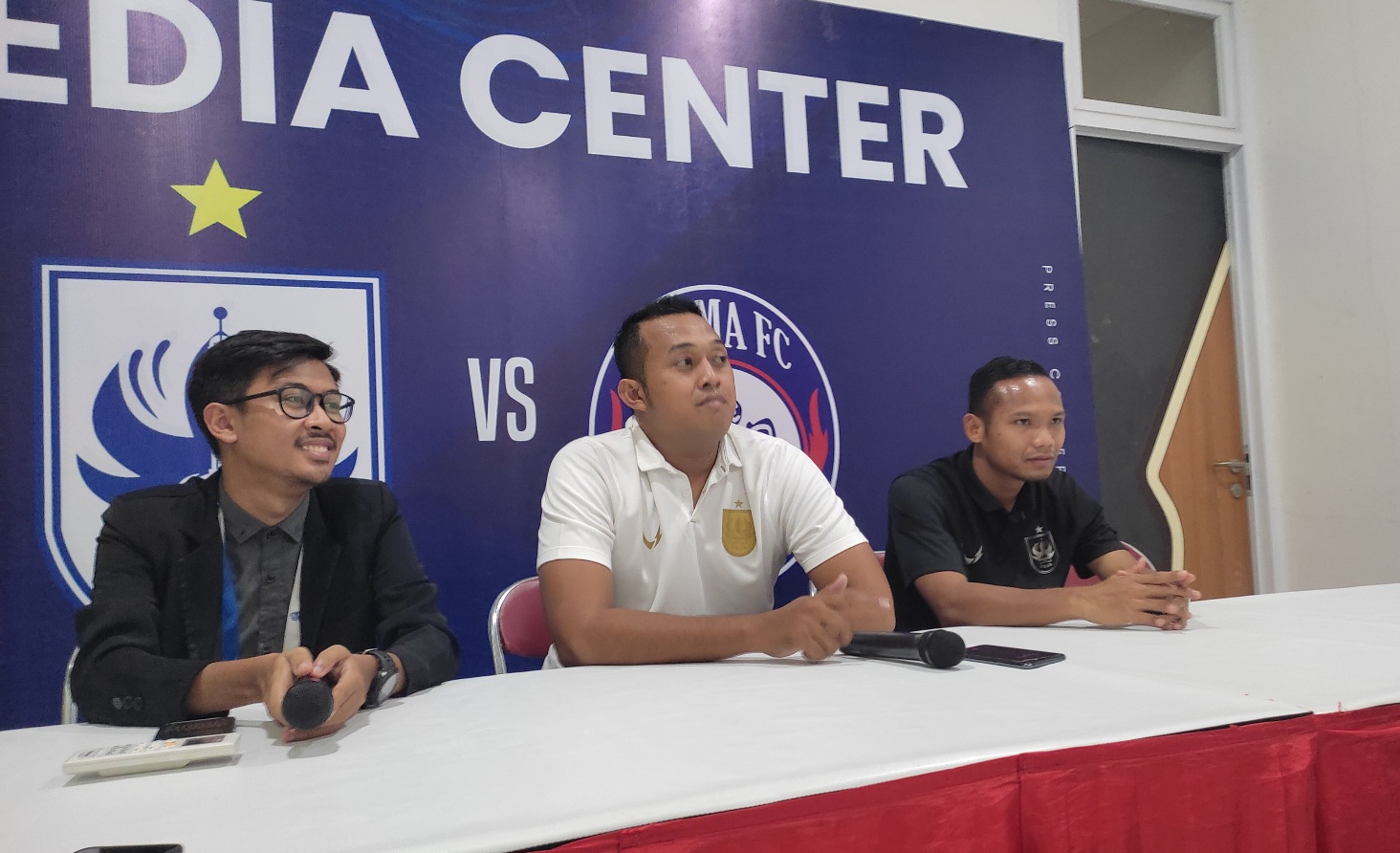 konferensi-pers-jelang-psis-vs-arema-di-jatidiri.jpg
